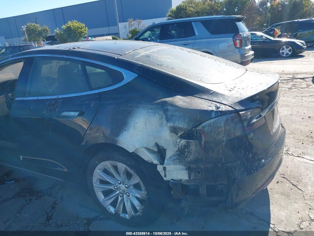 2013 TESLA MODEL S 5YJSA1CNXDFP21615 Photo 5