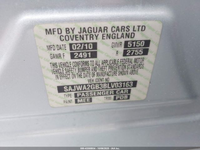 2011 JAGUAR XJ SAJWA2GB3BLV03163 Photo 8