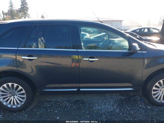 Lincoln MKX 2014 2LMDJ8JK3EBL08878 Image 13