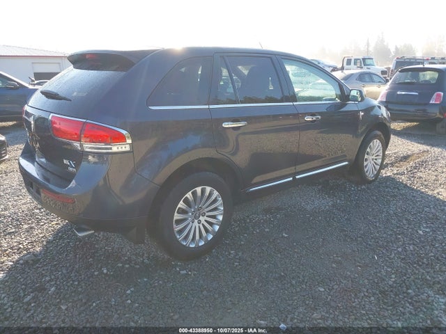 Lincoln MKX 2014 2LMDJ8JK3EBL08878 Image 4