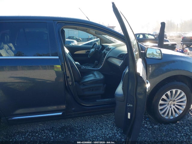Lincoln MKX 2014 2LMDJ8JK3EBL08878 Image 5