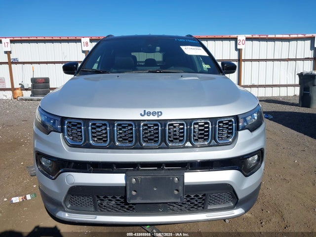 Jeep 2024 2024 3C4NJDCN5RT107031 Image 13