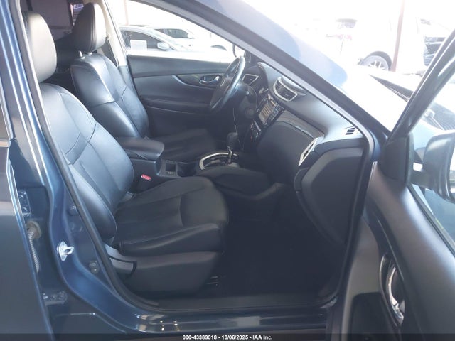 JN8AT2MT8GW003025 Nissan Rogue