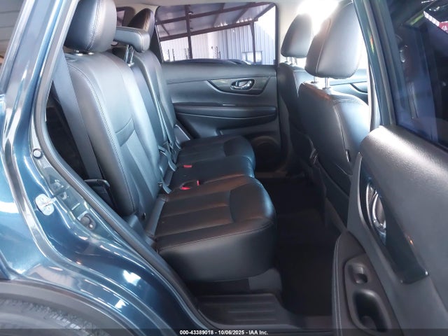 JN8AT2MT8GW003025 Nissan Rogue