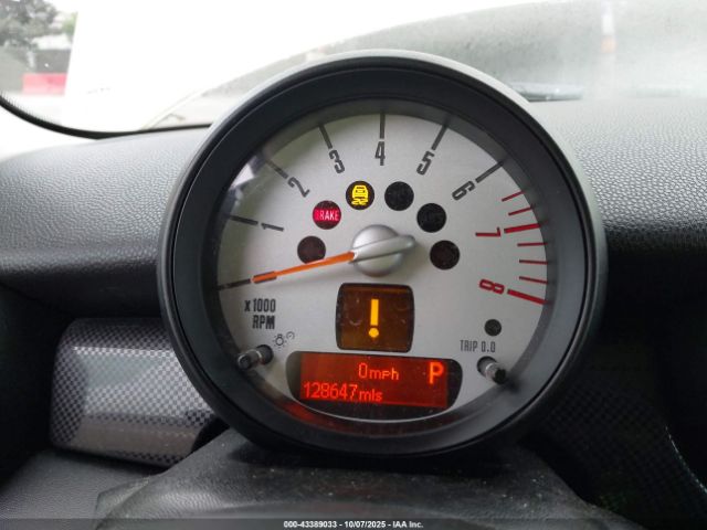 2013 MINI CLUBMAN WMWZG3C51DT576693 Photo 6