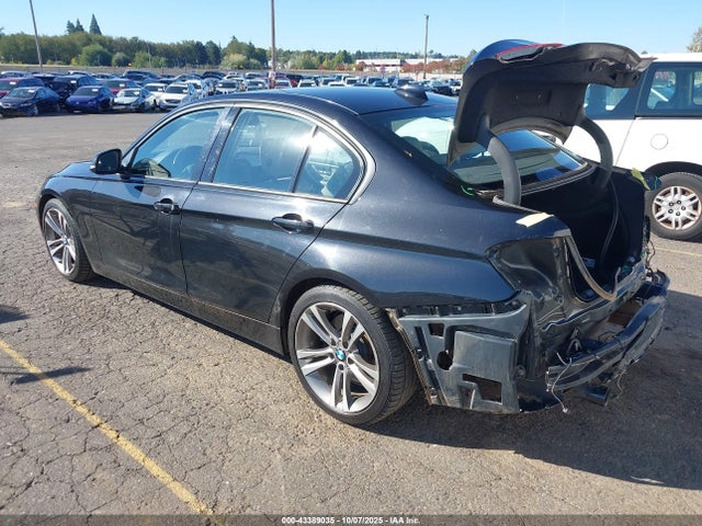 2012 BMW 335I WBA3A9C57CF270556 Photo 2