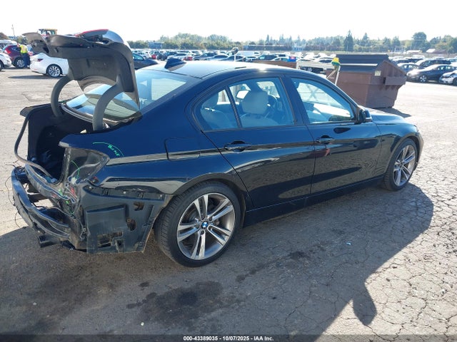 2012 BMW 335I WBA3A9C57CF270556 Photo 3