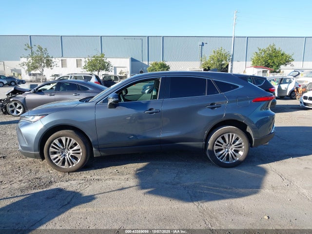 Toyota Venza Limited 2023 JTEAAAAH6PJ149864 Image 14