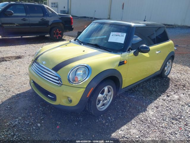 2011 MINI COOPER WMWSU3C57BT099419 Photo 1