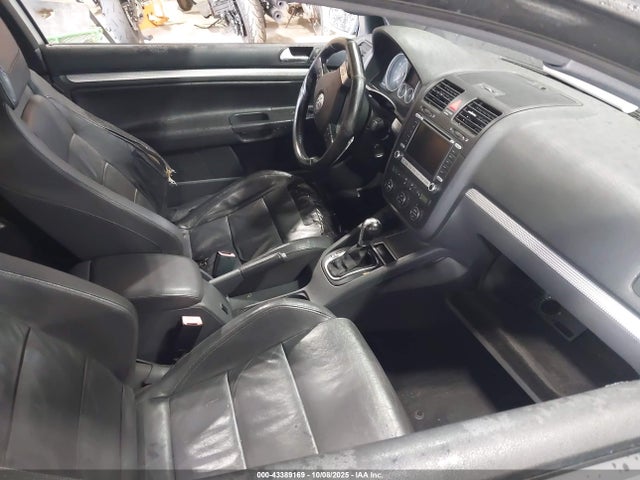 2008 VOLKSWAGEN R32 WVWKC71K58W155564 Photo 4