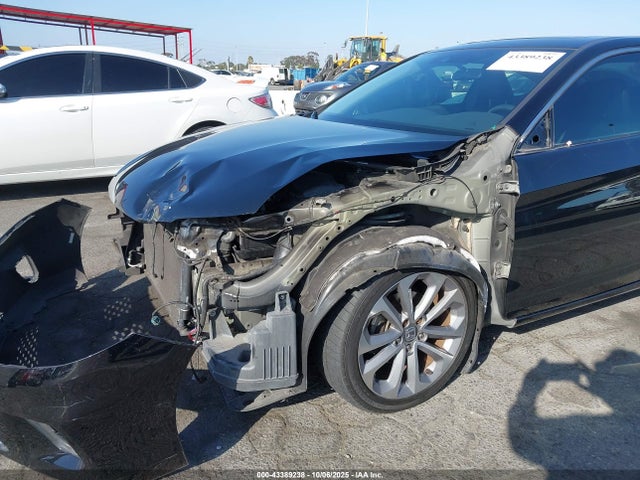 Honda j35y1 2014 1HGCT2B85EA003692 Image 6