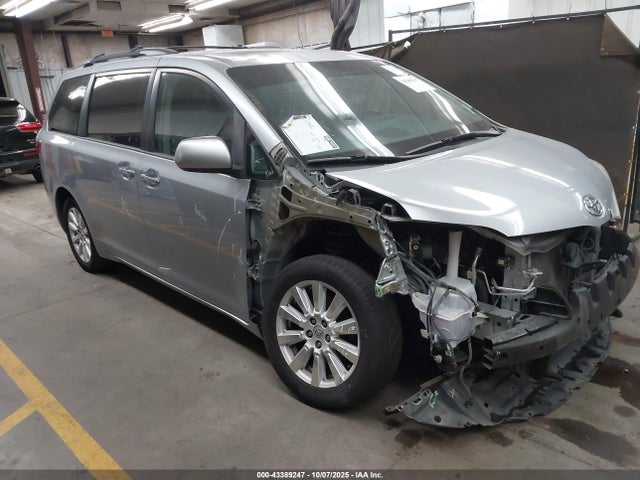 Toyota 2gr-fks 2017 5TDDZ3DC0HS160692 Image 13