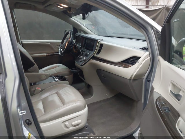 Toyota 2gr-fks 2017 5TDDZ3DC0HS160692 Image 5