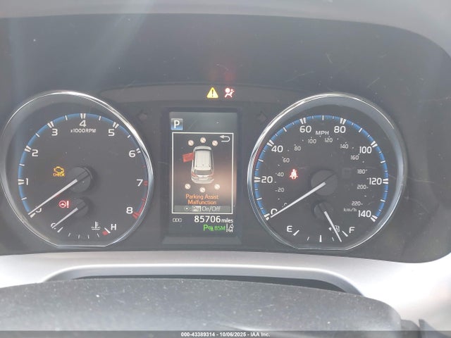 Toyota Rav4 Limited 2016 JTMYFREV1GD089140 Image 15