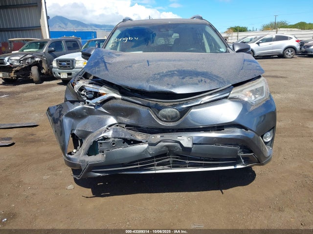 Toyota Rav4 Limited 2016 JTMYFREV1GD089140 Image 17