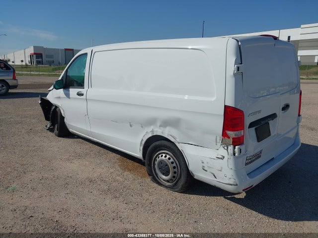 2023 MERCEDES-BENZ METRIS W1YV0BEYXP4360648 Photo 2