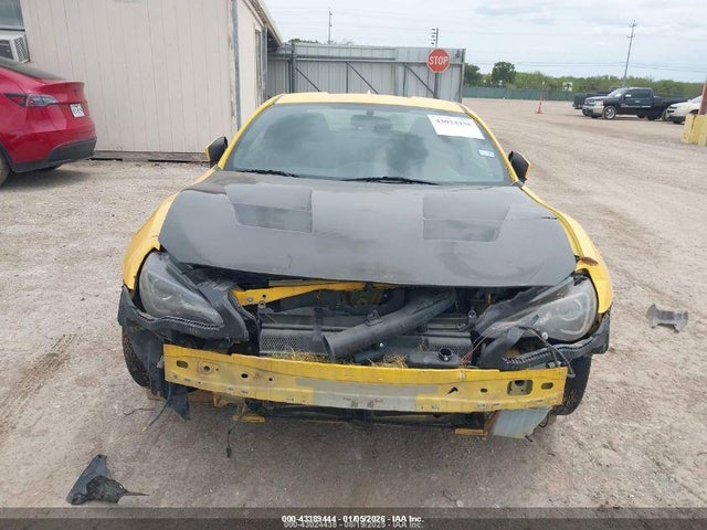 Toyota Scion 2015 JF1ZNAA13F8707017 Image 6