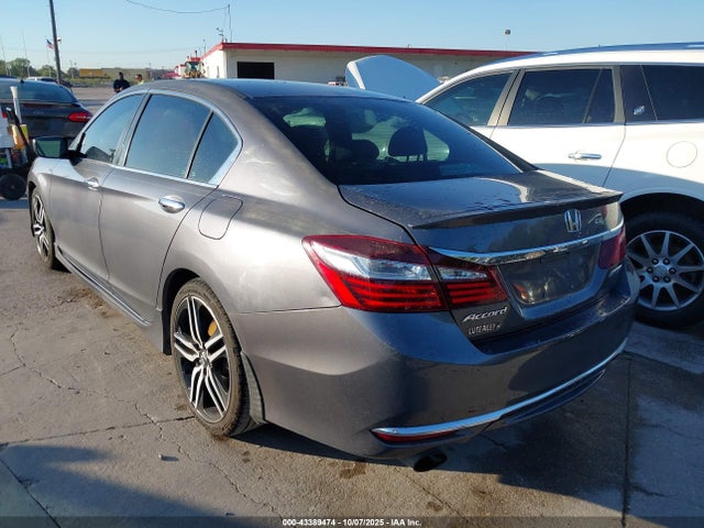 Honda k24w1 2017 1HGCR2F56HA256913 Image 3
