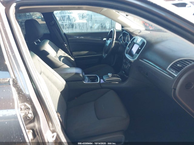 Chrysler 300 2019 2C3CCAAG1KH602138 Image 5