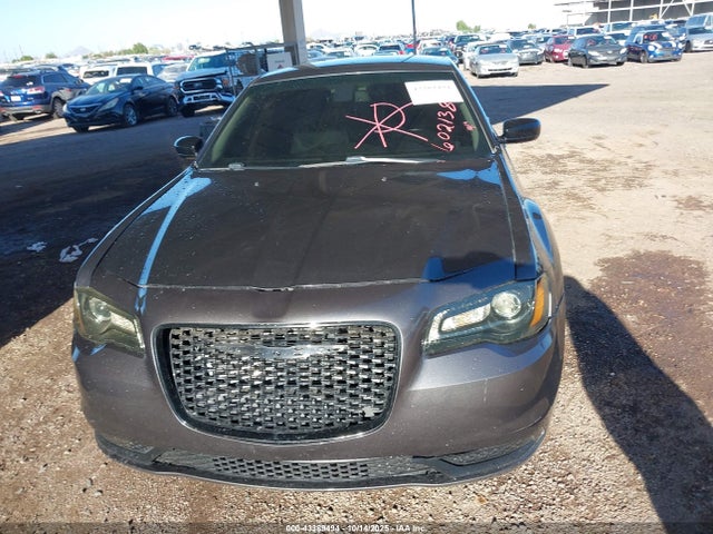 Chrysler 300 2019 2C3CCAAG1KH602138 Image 6