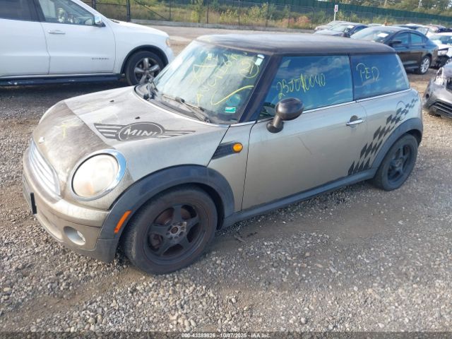 2007 MINI COOPER WMWMF33567TU60259 Photo 1