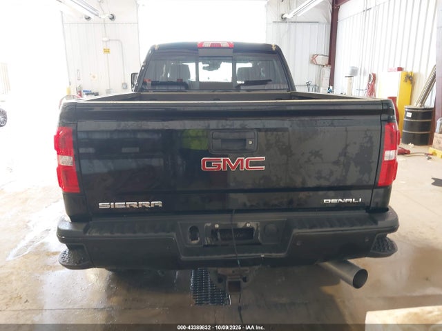 1GT12UEY1HF174687 GMC Sierra 2500hd Denali