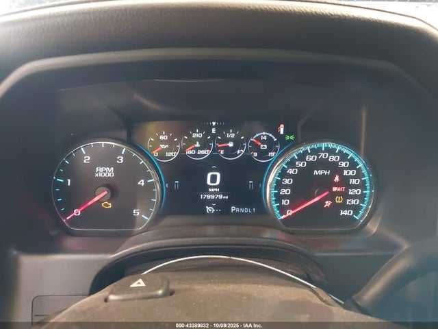 1GT12UEY1HF174687 GMC Sierra 2500hd Denali