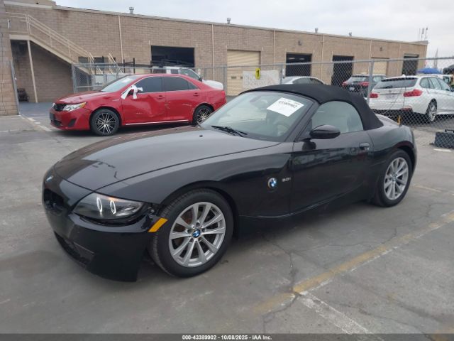 2006 BMW Z4 4USBU33506LW66668 Photo 1