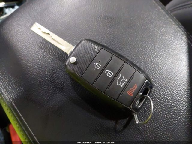 2020 KIA SORENTO 5XYPGDA37LG651845 Photo 10