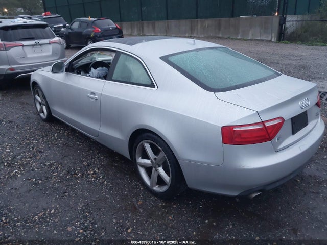 2009 AUDI A5 WAUDK78T69A034466 Photo 2
