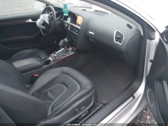 2009 AUDI A5 WAUDK78T69A034466 Photo 4