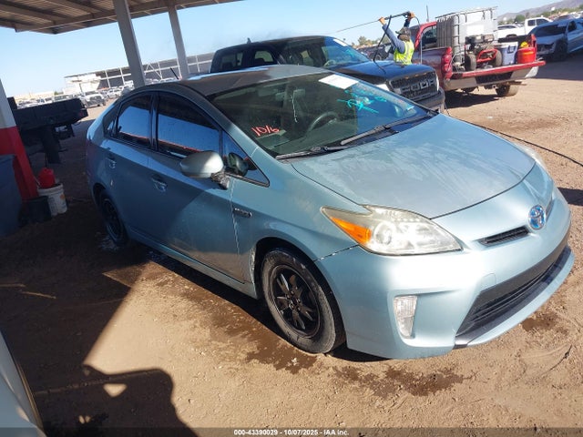 Toyota Prius Two 2015 JTDKN3DU1F1895543 Image 17