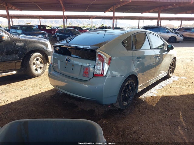 Toyota Prius Two 2015 JTDKN3DU1F1895543 Image 20