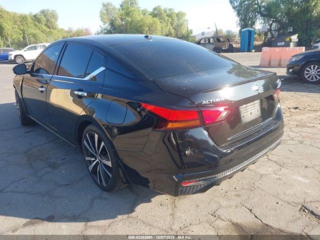 2019 NISSAN ALTIMA 1N4BL4FV4KC102595 Photo 2