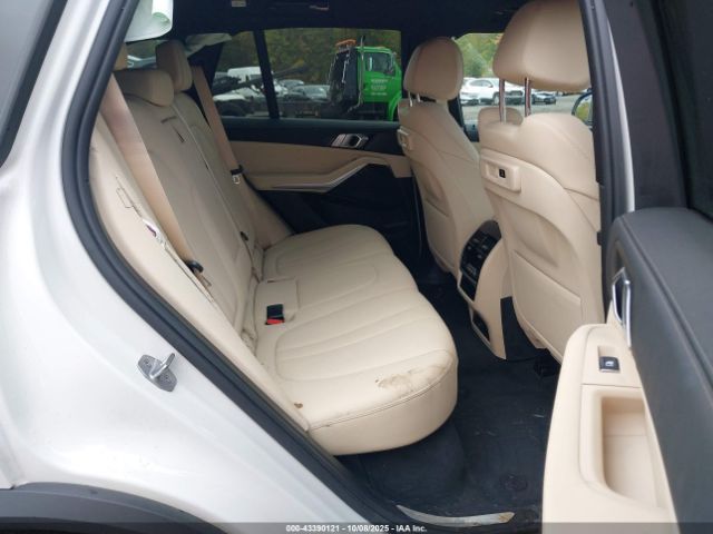 2020 BMW X5 5UXCR6C02L9B81279 Photo 7