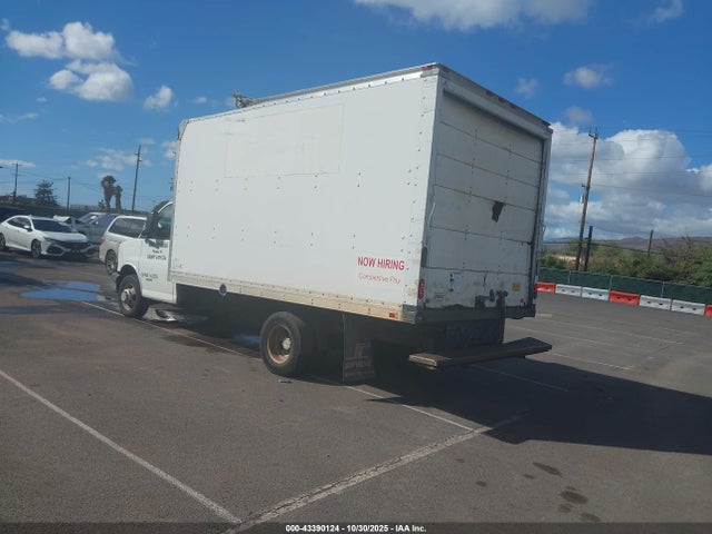 2013 CHEVROLET EXPRESS CUTAWAY 1GB6G5BG4D1194002 Photo 2