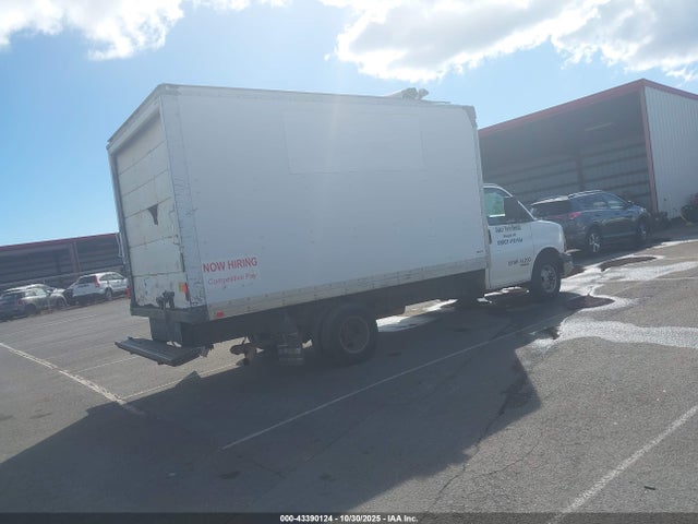 2013 CHEVROLET EXPRESS CUTAWAY 1GB6G5BG4D1194002 Photo 3