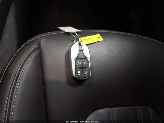 2022 MASERATI LEVANTE ZN661XUA6NX392868 Photo 10