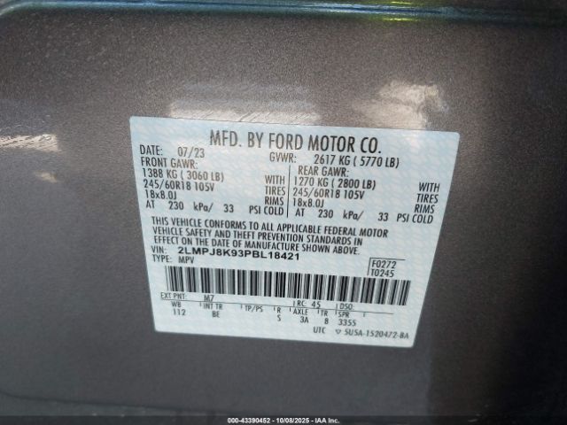 2023 LINCOLN NAUTILUS 2LMPJ8K93PBL18421 Photo 8