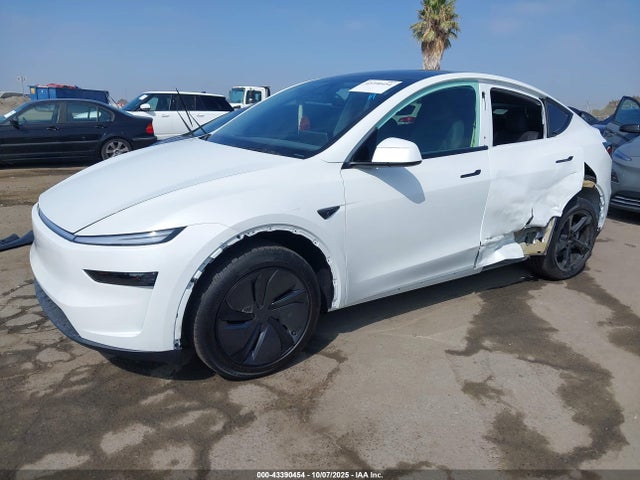 2026 TESLA MODEL Y 7SAYGDEE9TF365960 Photo 1