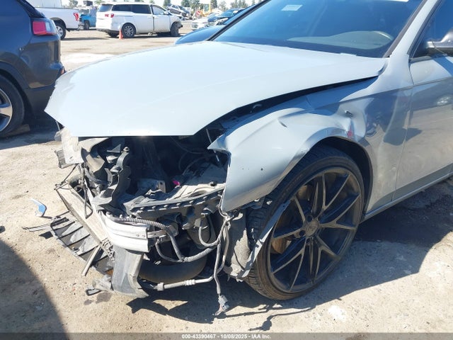2011 Audi A4 2.0t Premium მანქანა იყიდება აუქციონზე, vin: WAUEFAFL1BN024919, აუქციონის ნომერი: 43390467
