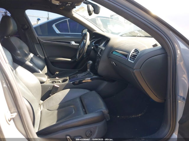 2011 Audi A4 2.0t Premium მანქანა იყიდება აუქციონზე, vin: WAUEFAFL1BN024919, აუქციონის ნომერი: 43390467