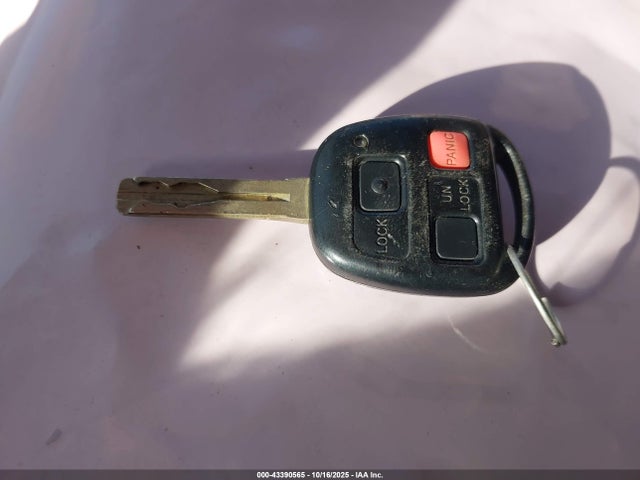 Продажа на аукционе авто 2002 Lexus Lx 470, vin: JTJHT00W023516940, номер лота: 43390565