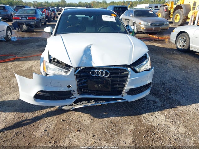 2016 AUDI A3 WAUJ8GFFXG1103056 Photo 5