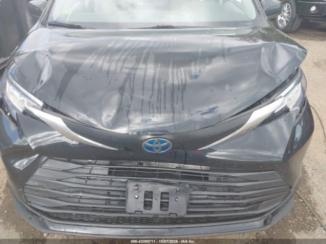 2023 TOYOTA SIENNA 5TDKRKEC9PS165016 Photo 9