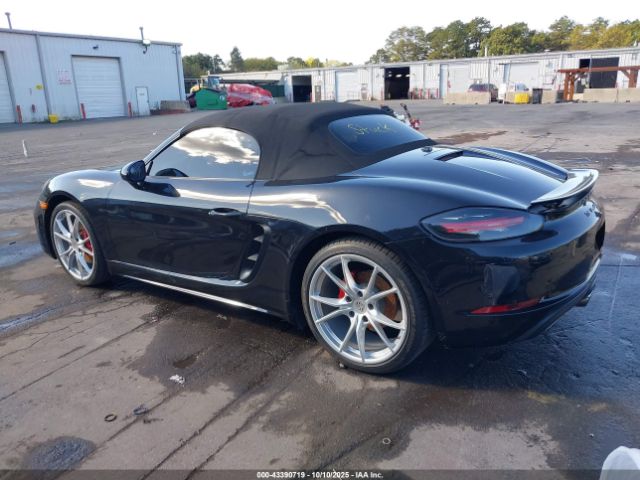 2018 PORSCHE 718 BOXSTER WP0CA2A88JS210426 Photo 2
