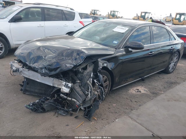2014 AUDI A8 L WAURMAFDXEN000834 Photo 1