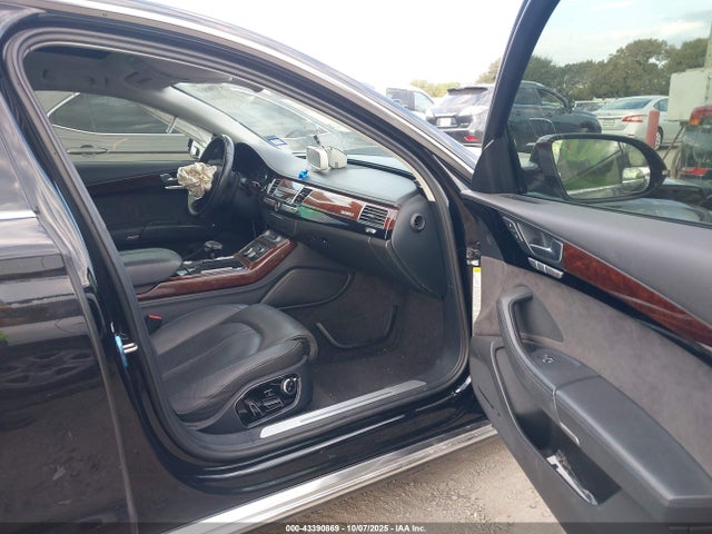2014 AUDI A8 L WAURMAFDXEN000834 Photo 4