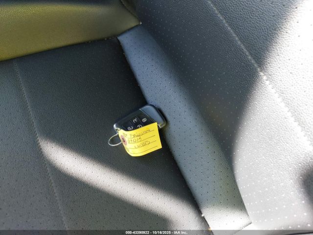 2021 VOLKSWAGEN ATLAS CROSS SPORT 1V2KC2CA7MC229410 Photo 10