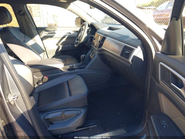 2021 VOLKSWAGEN ATLAS CROSS SPORT 1V2KC2CA7MC229410 Photo 4